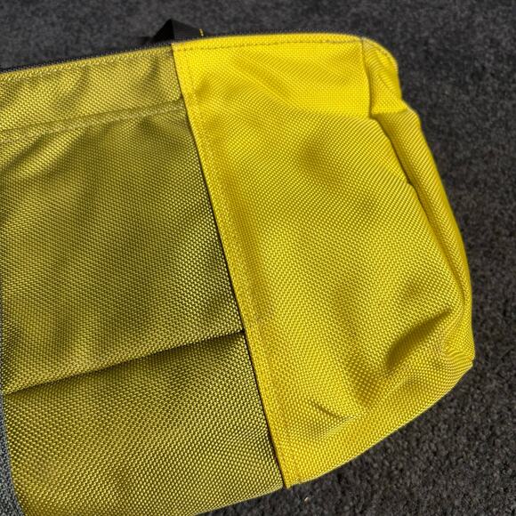 Timbuk2 Green & Gray Gorpcore Medium Casual Cargo Tote Bag - 90s Style - Zip Top - Picture 3 of 10